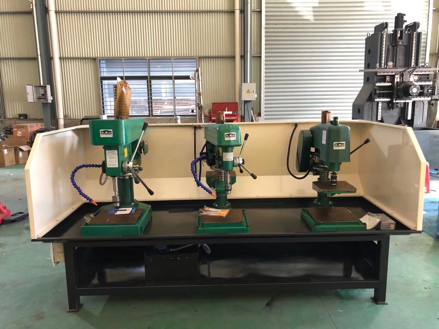 感謝匯金行機(jī)械惠購武夷山Z4116/S4116/Z4025三工位環(huán)保工作臺帶水循環(huán)